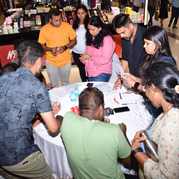 DKMS Mall Activation