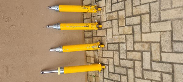 Hydraulic cylinders service