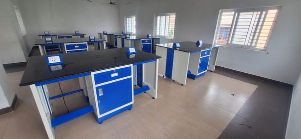 PHYSICS LABORATORY SETUP