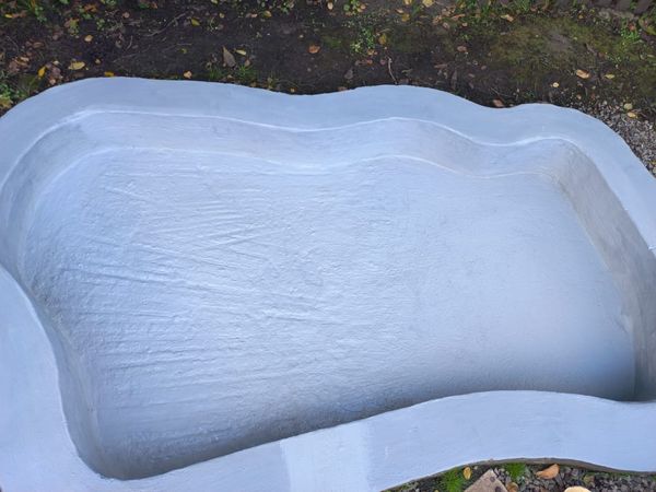 BUILDING OF SMALL POND